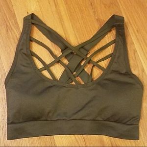 Victoria’s Secret Sports Bra Criss Cross Large
